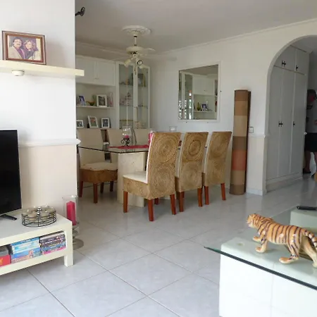 Quality 2 Bed Bungalow Heated Swimming Pools Сasa de vacaciones