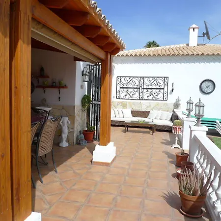 Quality 2 Bed Bungalow Heated Swimming Pools San Miguel de Abona